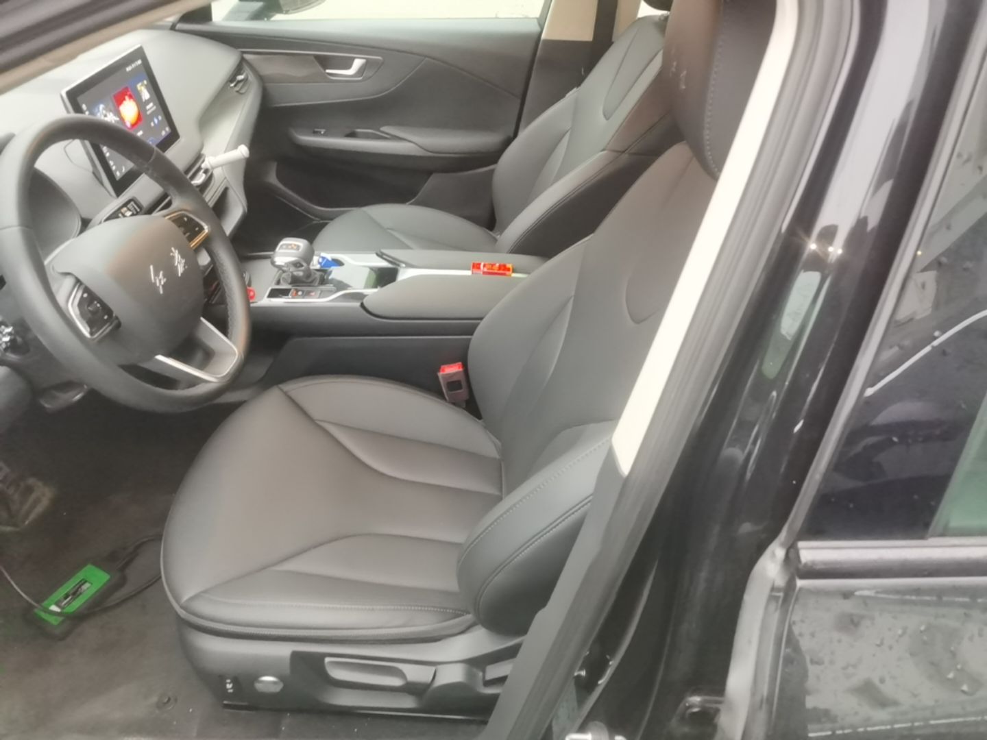 Hongqi E-QM5 2023 Revised Version Basic Travel Edition — снимка 17