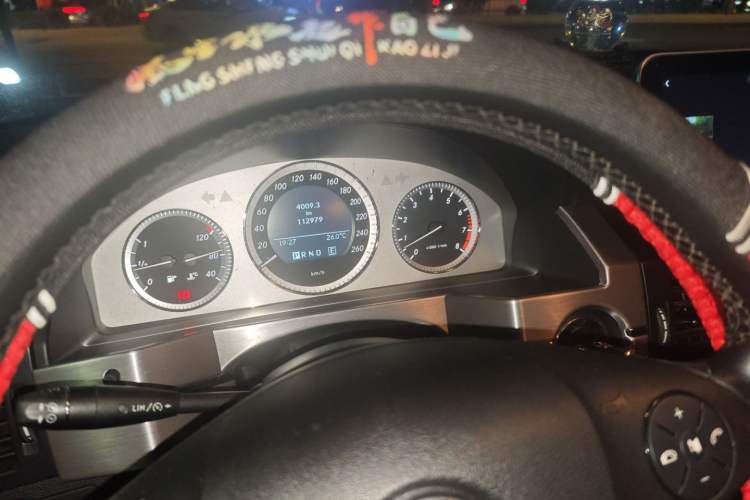 Used Mercedes-Benz GLK-Class 2012 GLK 300 4MATIC Fashion Model
