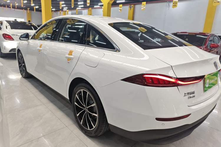 Used Roewe D7 2025 DMH 125km World Champion Edition Rear Left 45 Deg