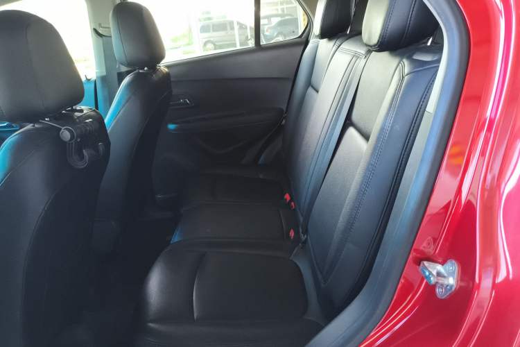 Used Chevrolet Trax 2016 1.4T Automatic Two-Wheel Drive Comfort Version with Sunroof