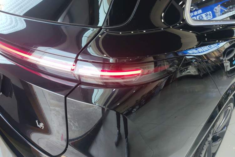 Used Li Auto L9 2022 Max model