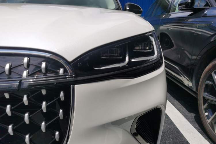 Used Lincoln Corsair 2024 2.0T Four-Wheel Drive Prestige Edition