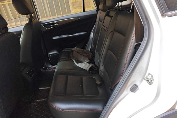 Used CHANGAN CS75 2016 1.8T Automatic Elite Model China V Standard Left Rear Seat