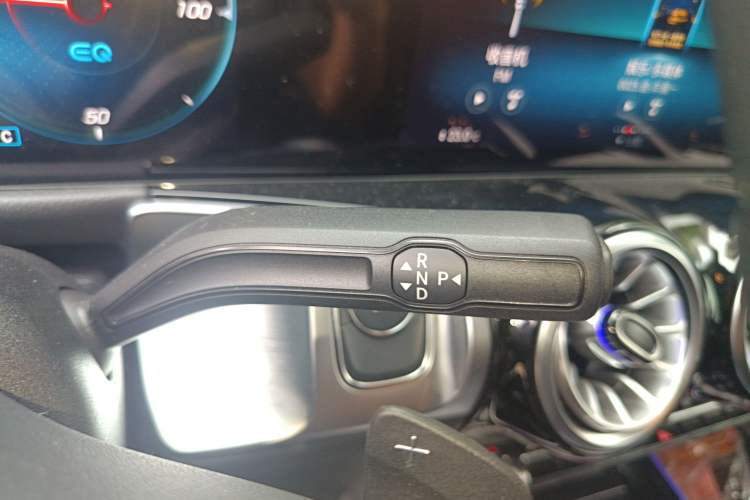 Used Mercedes-Benz EQB 2023 EQB 260