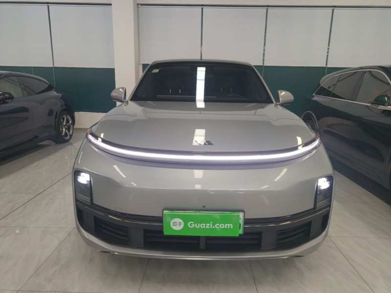 Used Li Auto L8 2023 Pro Model — 2