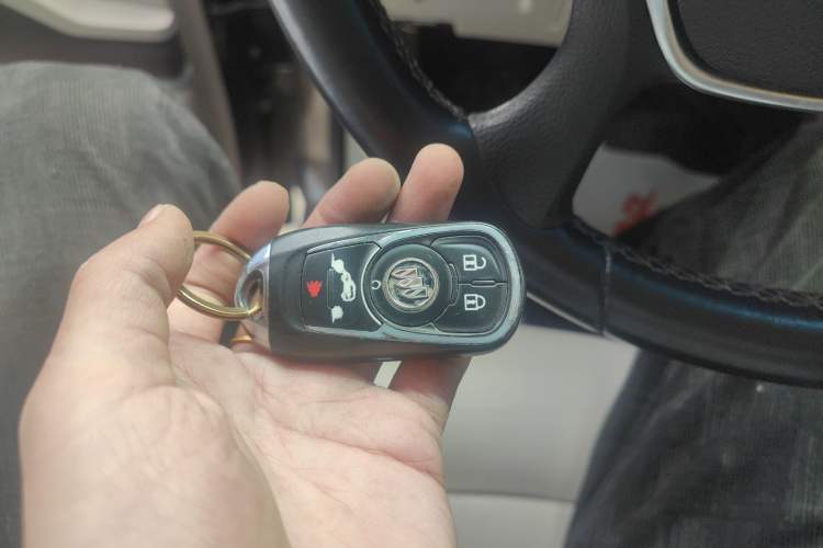 Used Buick GL8 2020 Land Business Class 652T Luxury Model Vehicle Key
