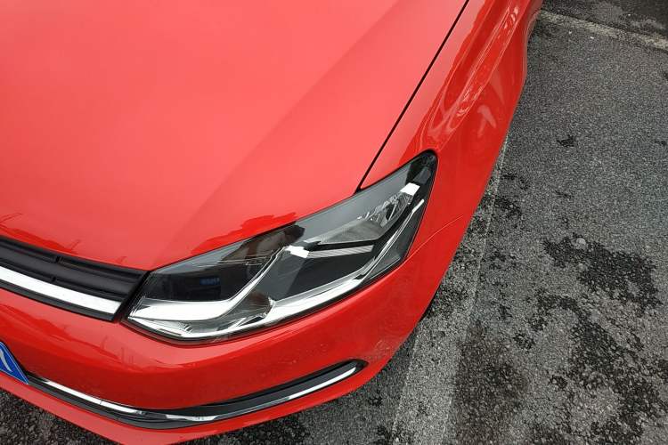 Used Volkswagen Polo 2016 1.6L Automatic Comfort Model Left Front Headlight