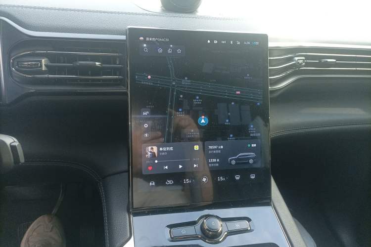 Used Nio ES8 2022 100kWh Signature Edition Six-Seater Audio And AC Panel