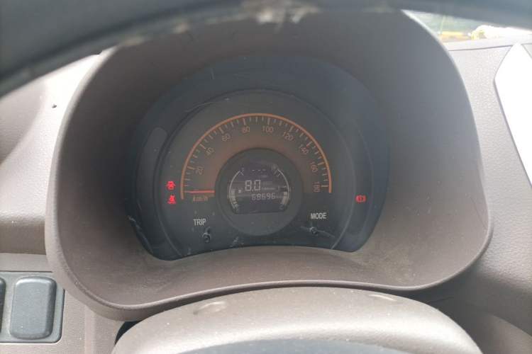 Used Zotye Z100 2013 1.0L Standard Version
