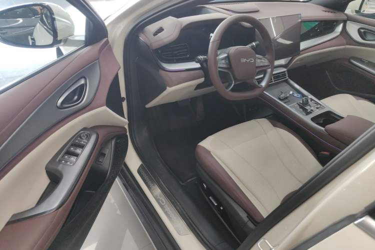 Used BYD Seal 07 DM-i 2025 Intelligent Driving Version DM-i 1.5L 125 km Prestige Edition Driver Seat