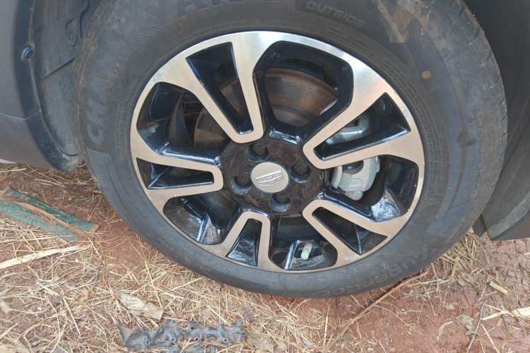 Used Geely Auto Vision X3 2017 1.5L Manual Elite Model