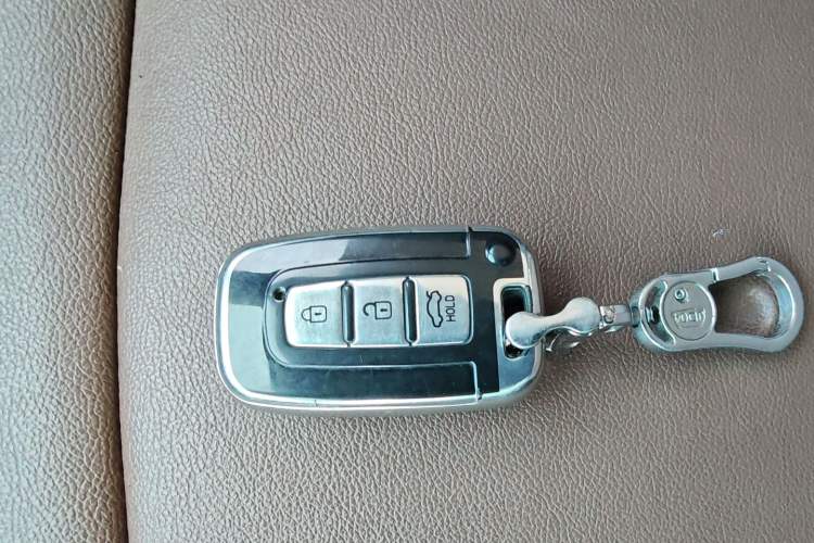 Used Kia Sportage R 2014 2.0L Automatic Two-Wheel Drive GLS Trim