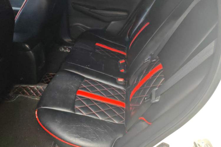 Used Nissan Lannia 2016 1.6L CVT Smart Cool Edition Left Rear Seat