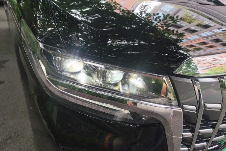 Used Toyota Alphard 2021 Dual-Engine 2.5L Luxury Edition
