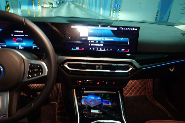 Used BMW i3 2024 eDrive 35 L
