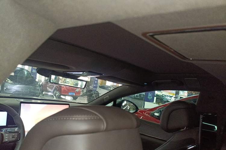 Used Denza Z9 2024 1100 km All-Wheel-Drive Ultra Version Headliner