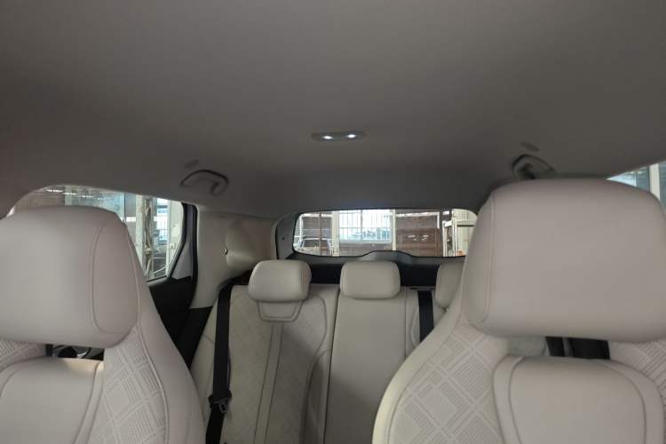 Used BYD Yuan UP 2025 Intelligent Driving Version 401 KM Dynamic Edition