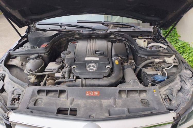 Used Mercedes-Benz C-Class 2011 C 200 CGI Fashion Model
