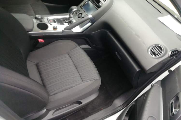 Used Peugeot 3008 2016 1.6THP Automatic Standard Edition