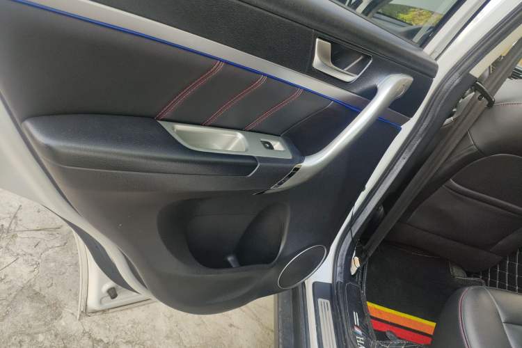 Used Haval M6 2017 1.5T Automatic Two-Wheel Drive Elite Model