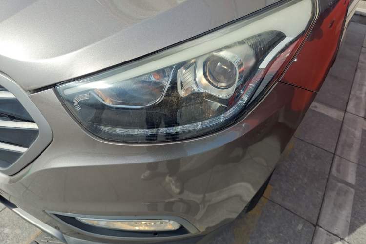 Used Hyundai ix35 2013 2.0L Automatic Two-Wheel Drive Smart GLS China IV Standard