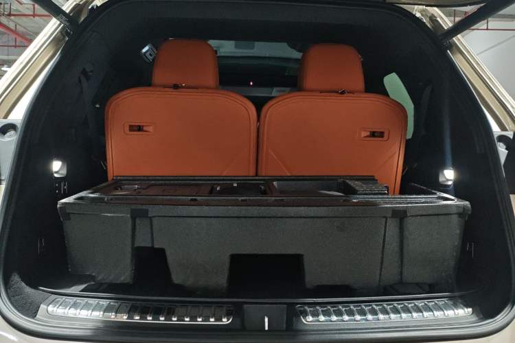 Used Li Auto L9 2022 Max model Trunk