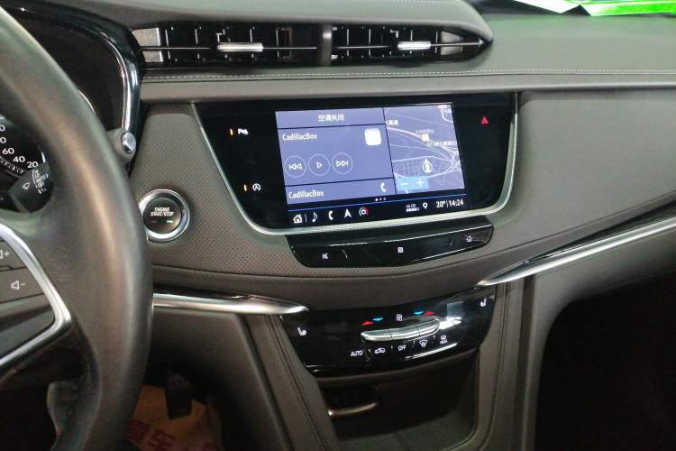 Used Cadillac XT5 2020 28T Four-Wheel Drive Luxury Version Audio And AC Panel