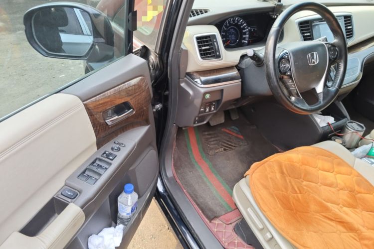 Used Honda Odyssey 2015 Updated Version 2.4L Smart Edition