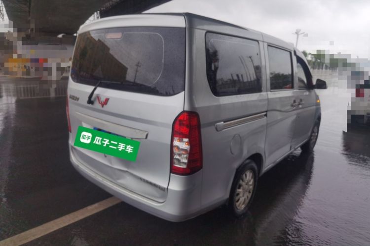 Used Wuling Rongguang V 2015 1.2L Standard Version
