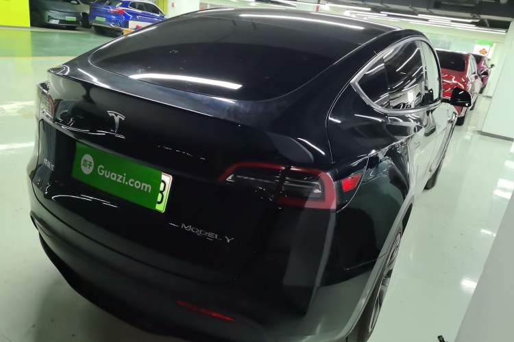 Used Tesla Model Y 2023 Rear-Wheel-Drive Version