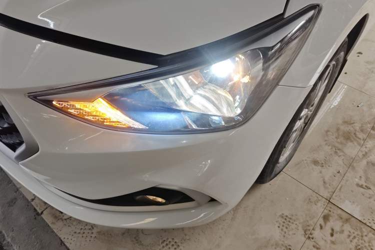 Used Hyundai Celesta 2018 1.6L Automatic GL Enjoyment Version China V Standard