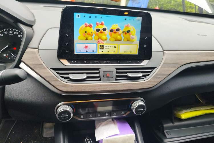 Used Nissan Teana 2021 2.0L XL Comfort Edition Audio And AC Panel