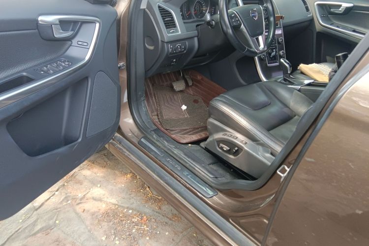 Used Volvo XC60 2014 T5 Zhiyi Edition Driver Seat