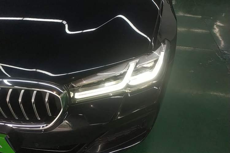 Used BMW 5 Series 2022 Restyled 530Li Leading Edition M Sport Package Left Front Headlight