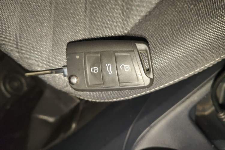 Used Volkswagen Lavida 2025 New Sharp 1.5L Outstanding New Edition Interior 1