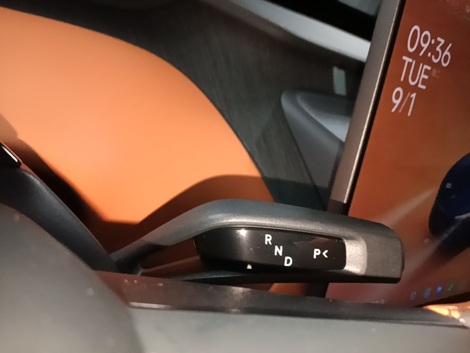 Xiaomi Auto YU7 2025 Ultra-Long Range High-Performance All-Wheel-Drive Max Edition — снимка 16