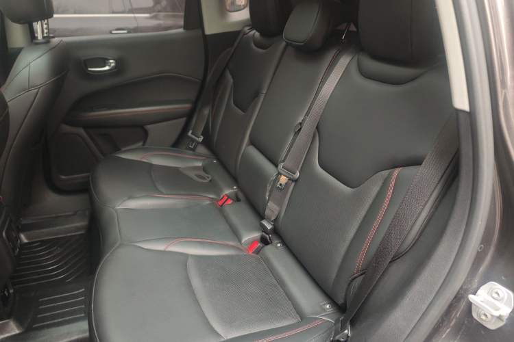 Used Jeep Compass 2017 200TS Automatic High-Performance All-Wheel Drive Edition
