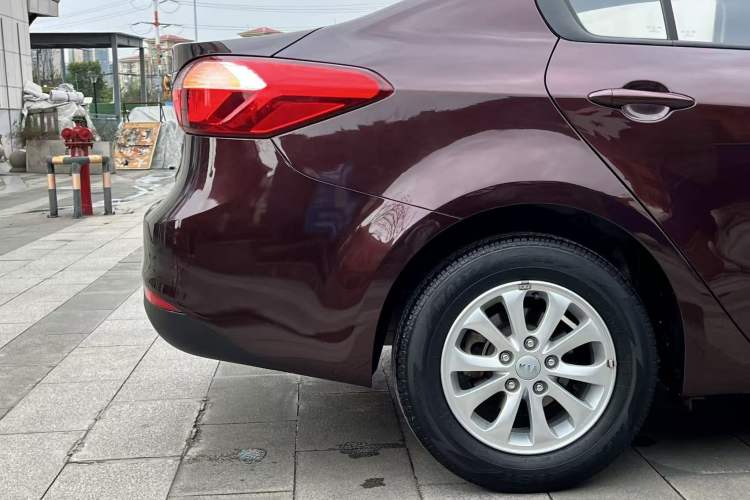 Used Kia K3 2016 1.6L Manual GL
