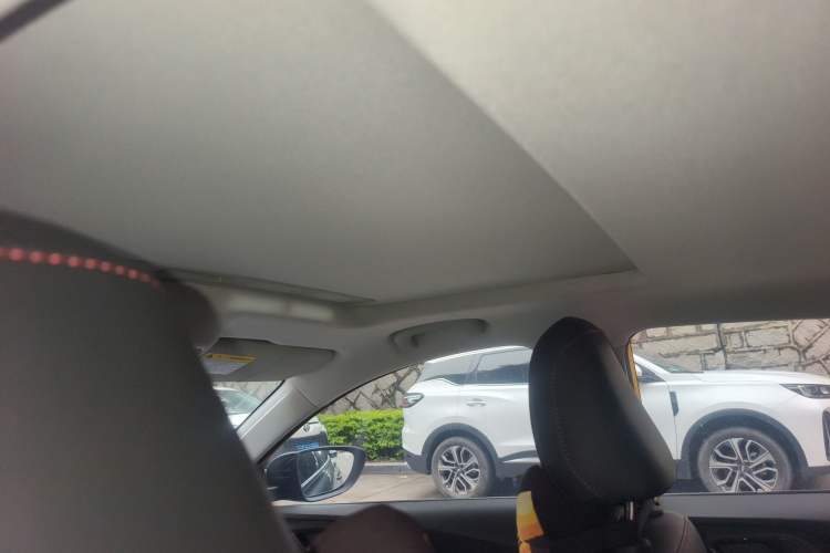 Used MG 5 2022 180 DVVT CVT Youth Luxury Edition