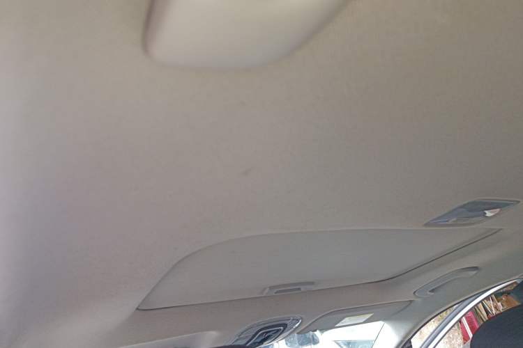 Used Hyundai Elantra 2021 1.5L CVT GLX Elite Edition Headliner