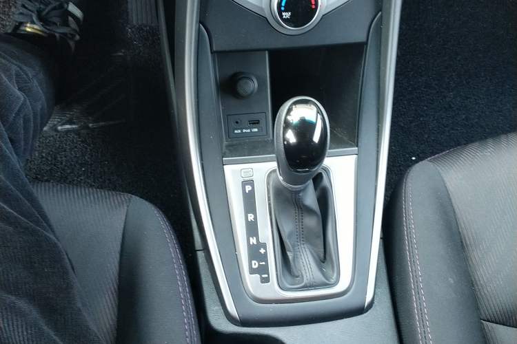 Used Hyundai Elantra (5th Generation / Langdong) 2015 1.6L Automatic Fashion Model