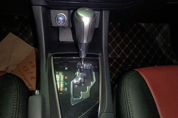 Used Toyota Levin 2016 1.6G CVT Elite Edition Gear Lever