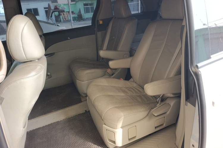 Used Toyota Previa 2007 3.5L 7-Seater Luxury Version