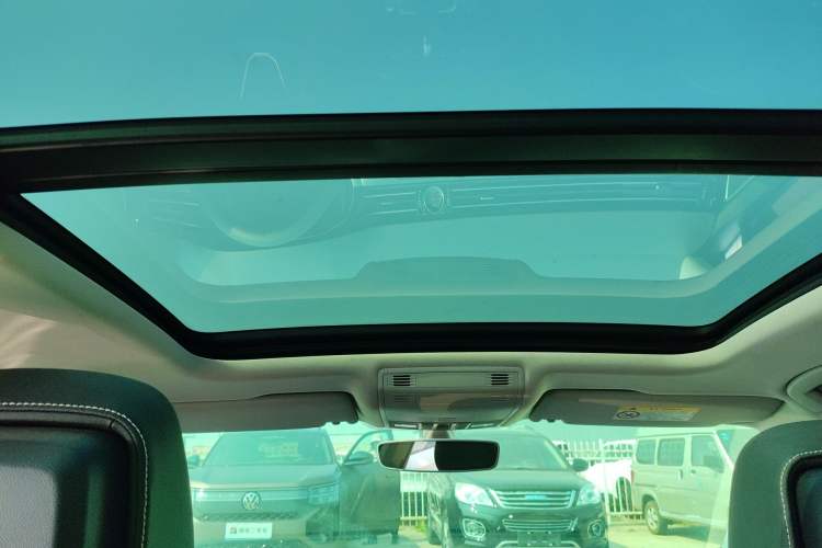 Used Volkswagen Magotan 2020 330TSI DSG Luxury Edition Headliner