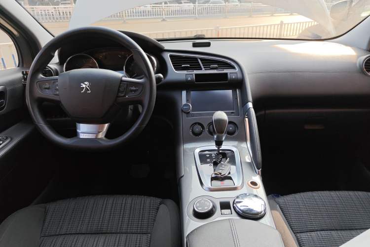 Used Peugeot 3008 2016 1.6THP Automatic Classic Edition