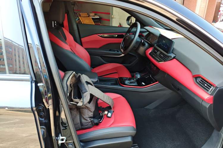 Used Dongfeng Aeolus Yixuan 2021 230T Automatic Zuiying Knight Edition
