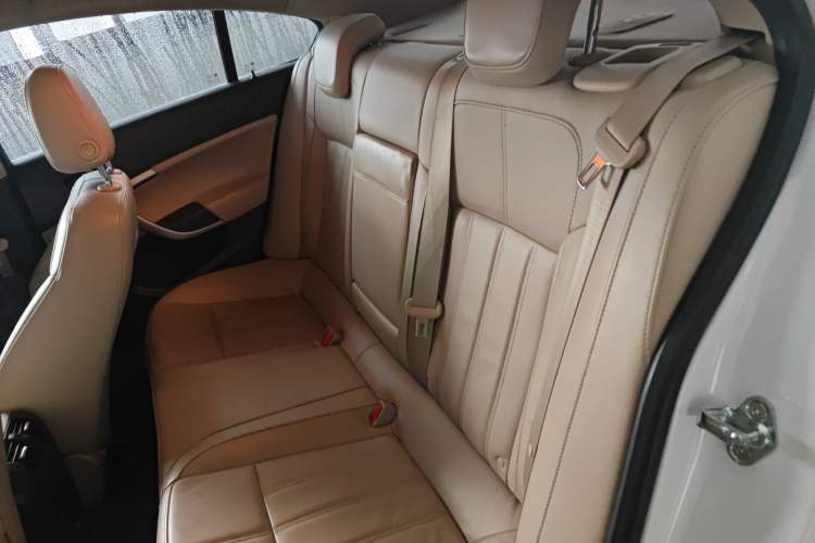 Used Buick Regal 2015 2.0L Elite Fashion Edition Left Rear Seat