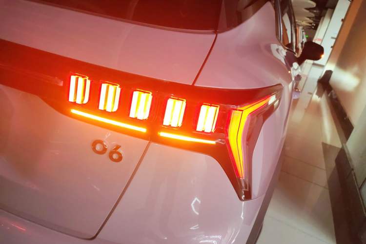 Used Lynk & Co 06 2023 Remix 1.5T Shero
