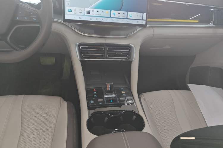 Used BYD Song PLUS New Energy 2025 DM-i 112KM Prestige Model