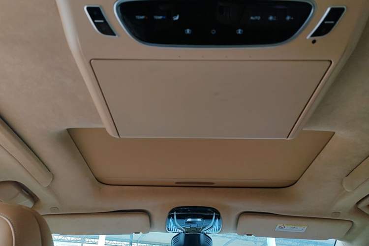 Used VOYAH Dream 2024 PHEV Ultra-Long Range Flagship Edition
